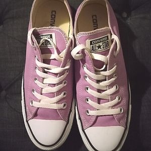 Lilac Women's Converse Size 8
